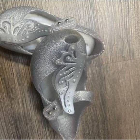Mini Melissa silver butterfly shoes size 8 - Picture 5 of 6